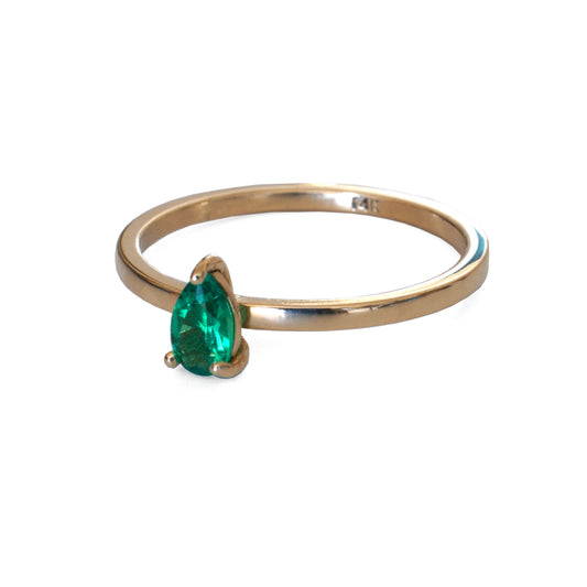 Emerald Teardrop Ring