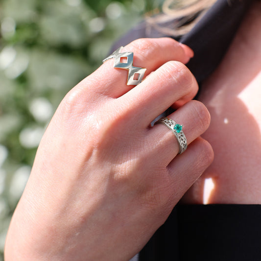 Emerald Mesh Silver Ring