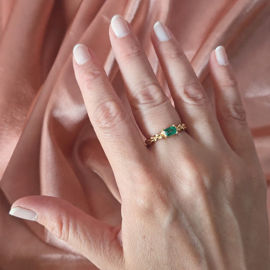 Lazos Emerald Ring