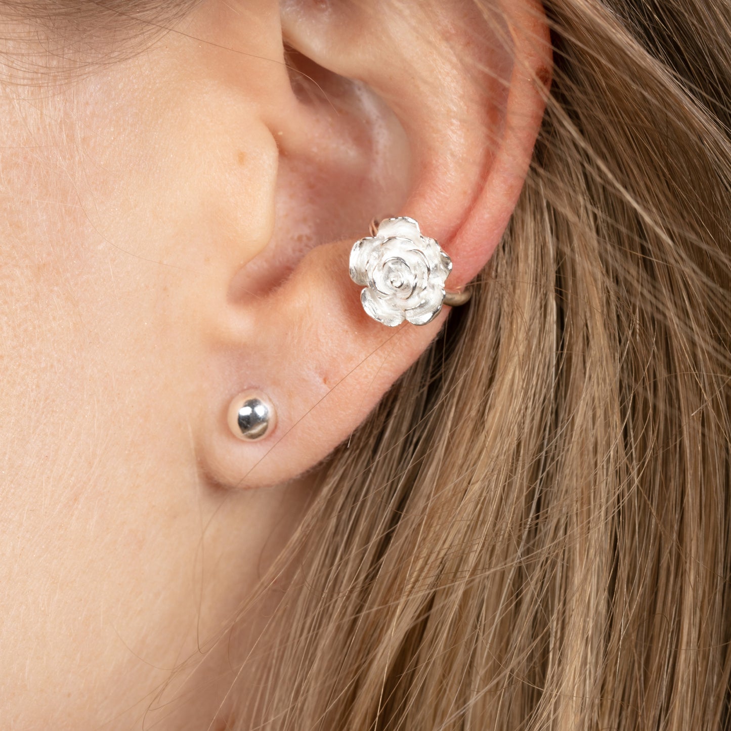 Rose Earcuff