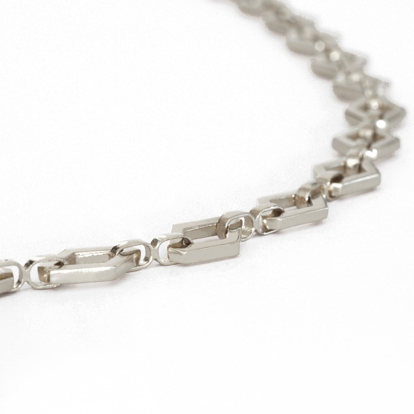 Kathe Mera Concept Signature Necklace - Rhombus Silver Necklace
