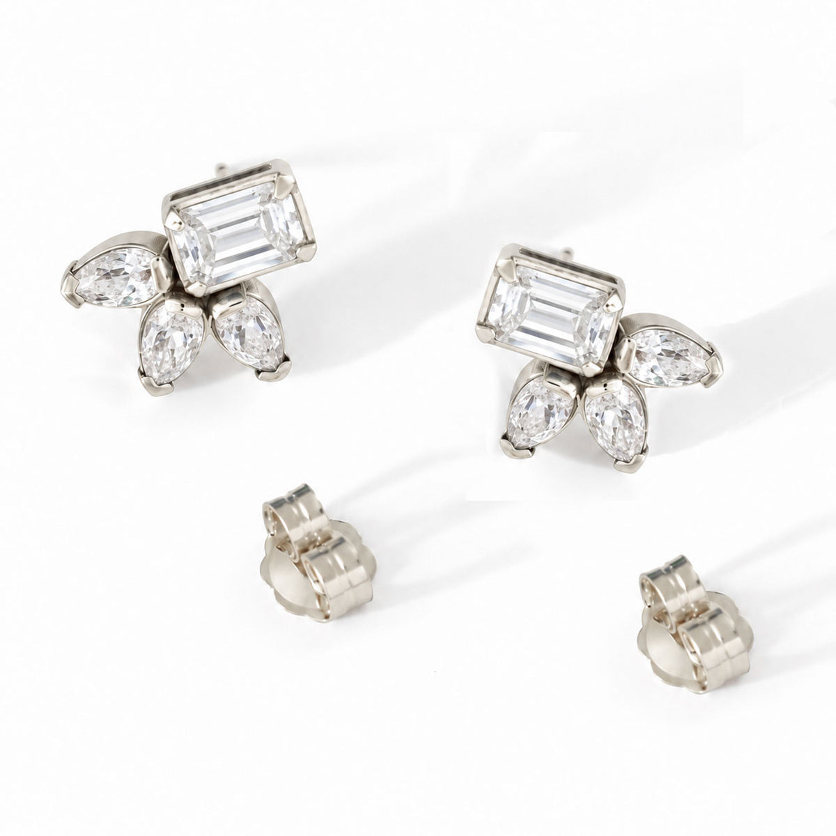 Varia Diamond Earrings 14k White Gold