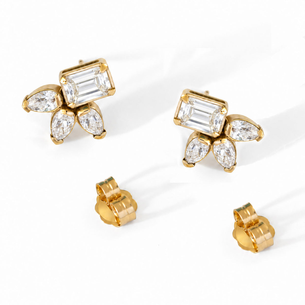 Varia Diamond Earrings