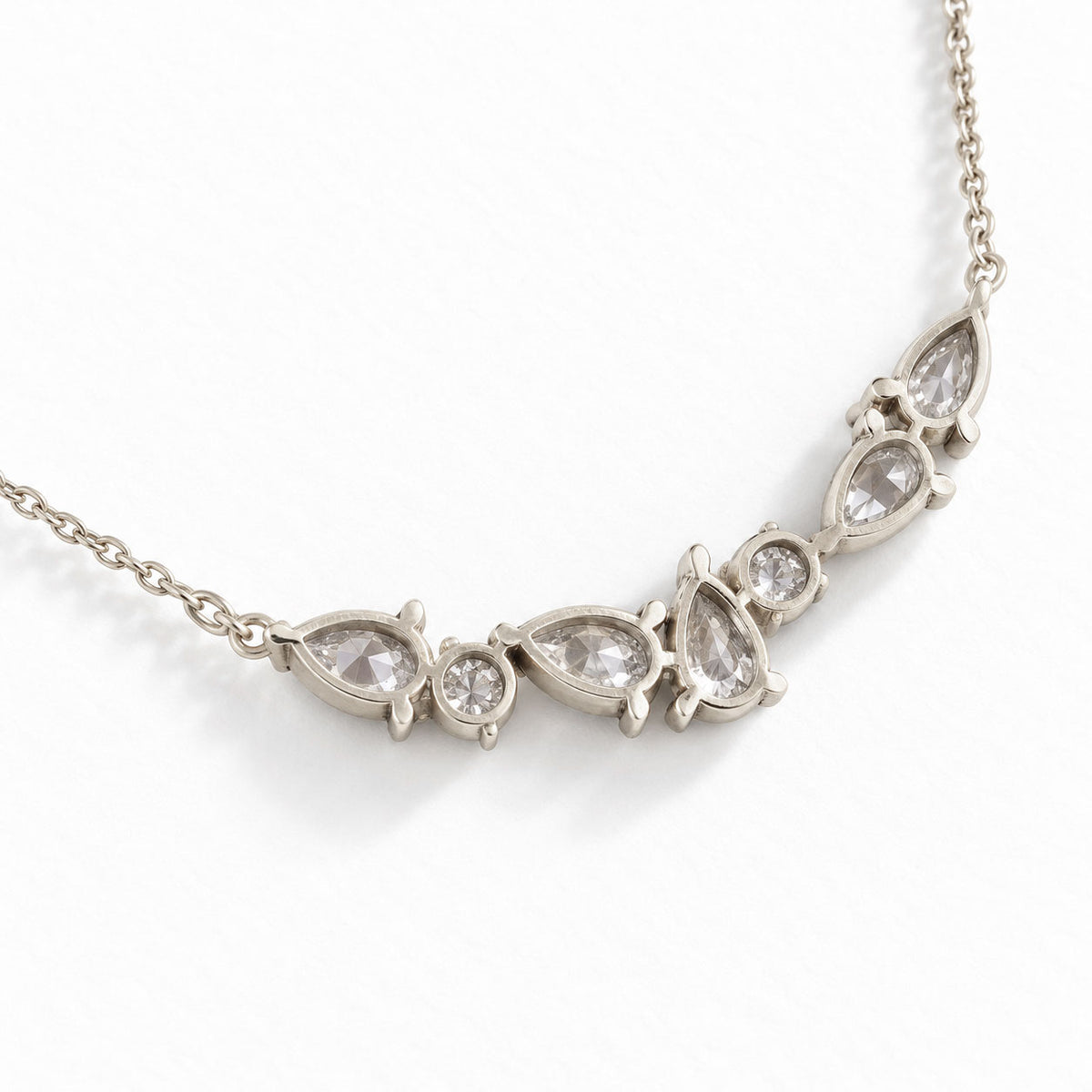 Varia Diamond Necklace 14k White Gold