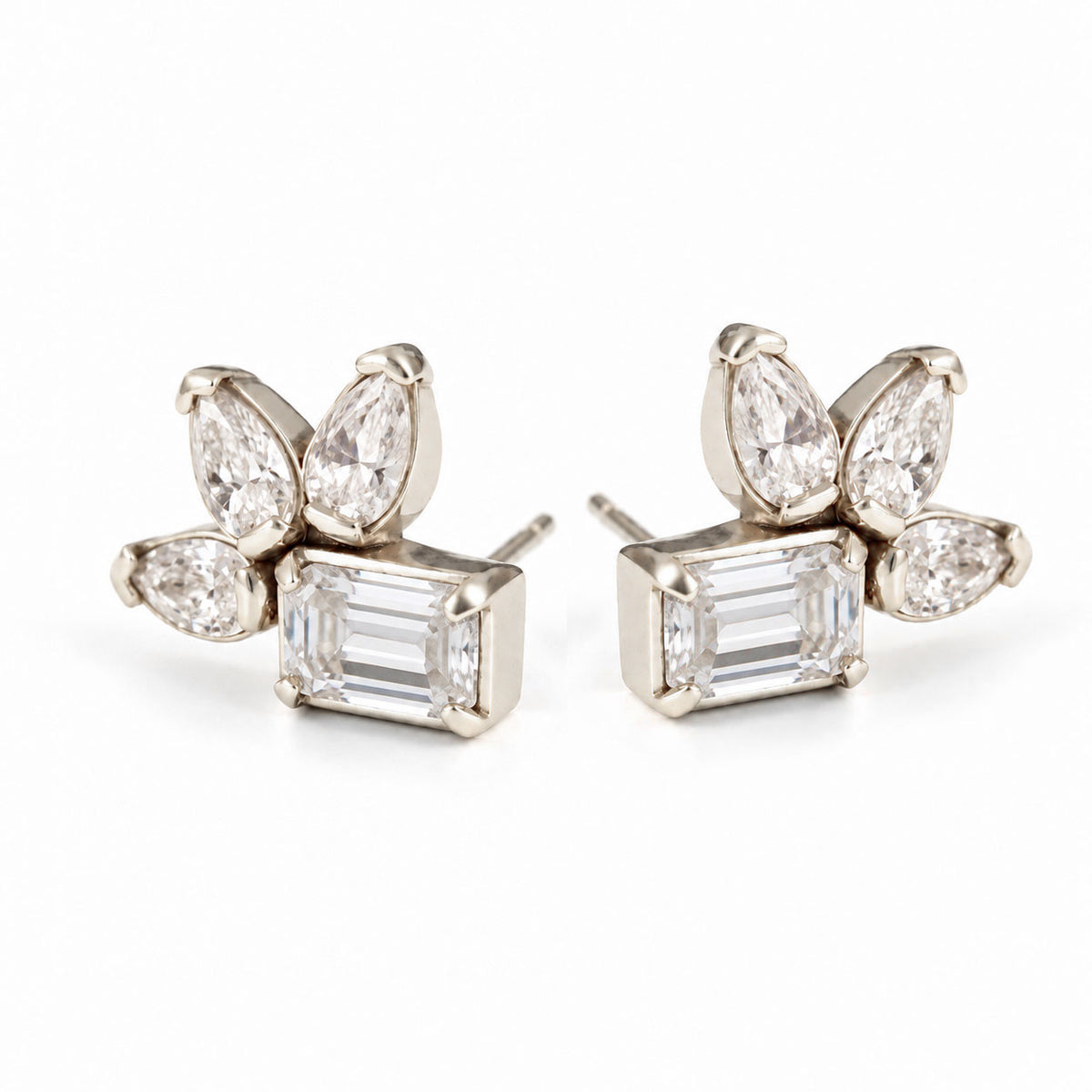 Varia Diamond Earrings 14k White Gold